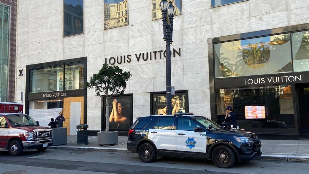 string of smash and grab thefts in california continues at los angeles nordstrom store