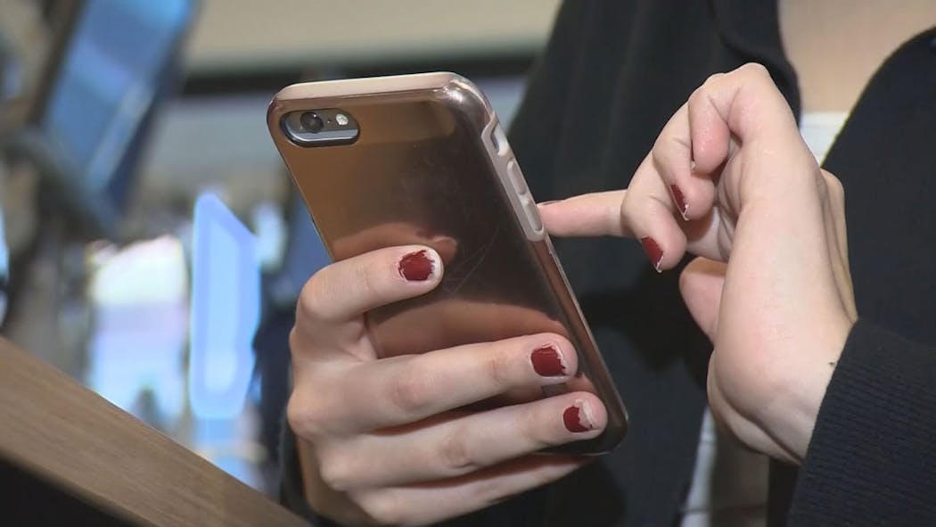 Experts Warn Of AI Voice Manipulation Scams