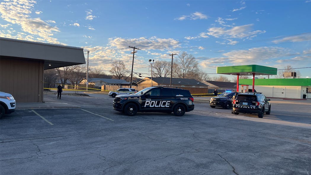 Tulsa police investigate shooting near 66th and Peoria - Feb25