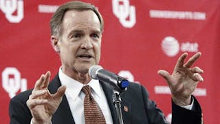 Oklahoma Men's Basketball Coach Lon Kruger Announces Retirement