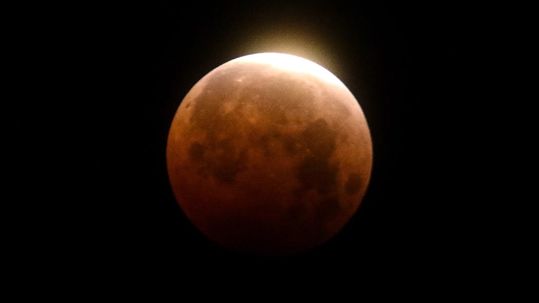 Moon Goes Blood Red This Weekend: ‘Eclipse For The Americas’