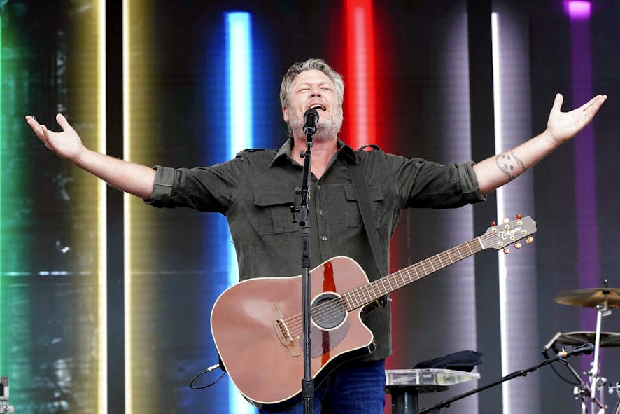 blake shelton