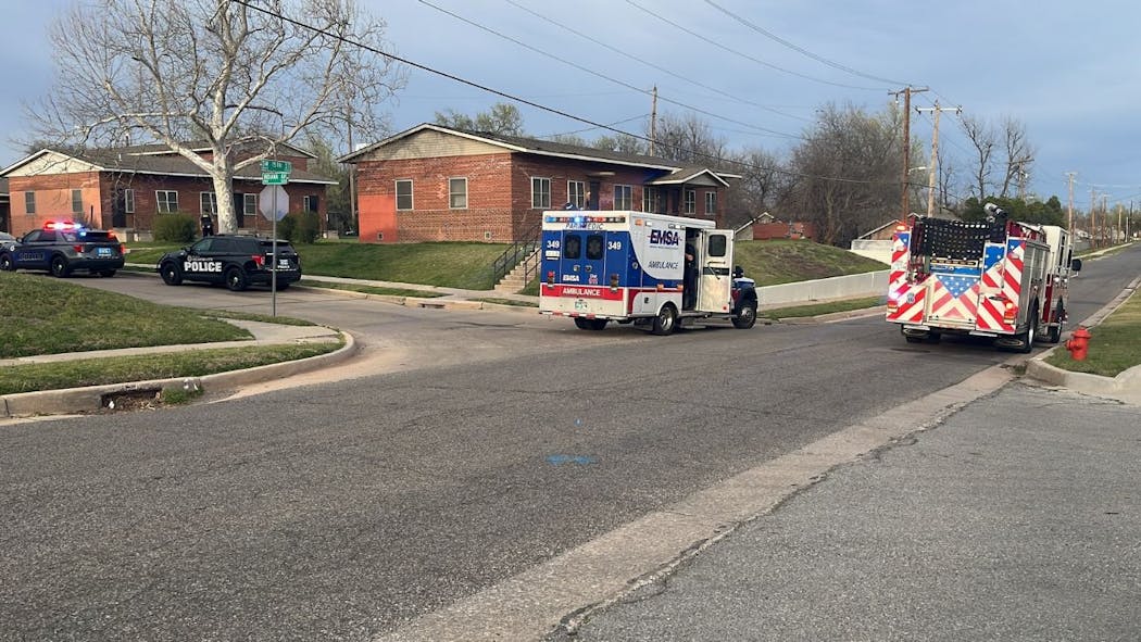 1 victim injured in SW OKC stabbing
