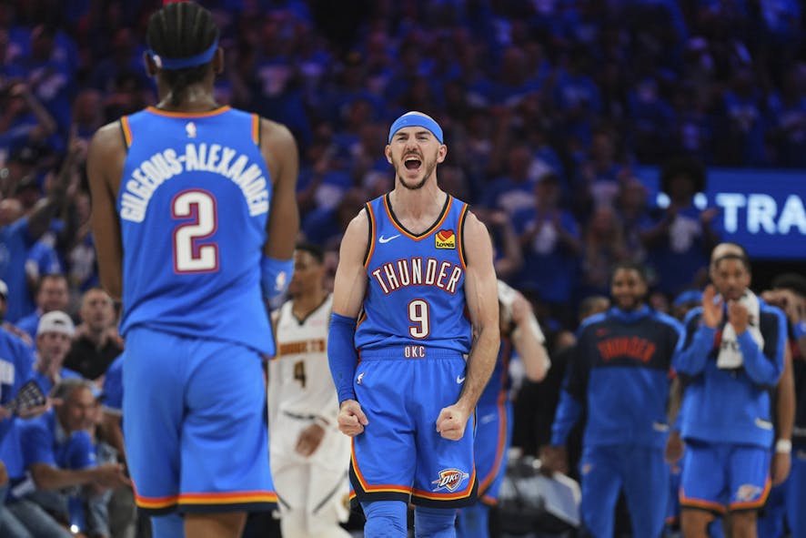 Oklahoma City Thunder's Shai Gilgeous-Alexander (2), Alex Caru