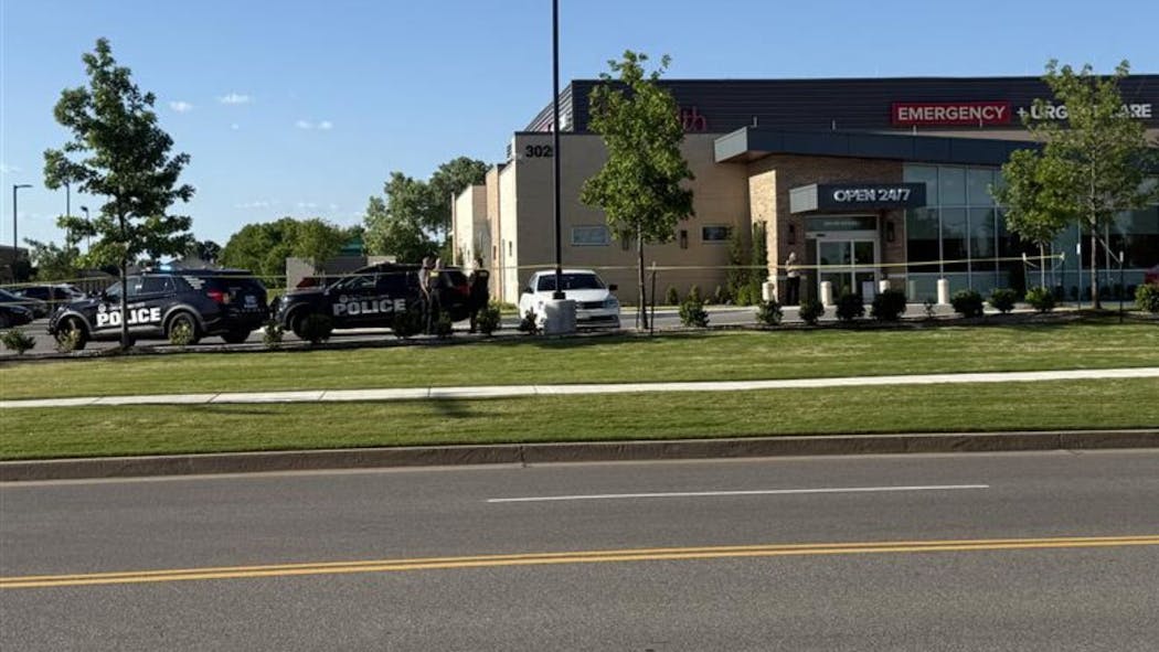 Man transported after arriving at urgent care with stab wounds